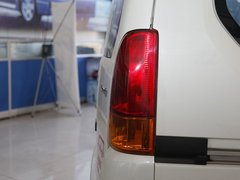 2009款 1.4L 手动 阳光版 标准型 8座