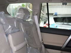 2010款 2.7L 自动 豪华版 7座
