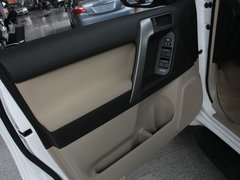2010款 2.7L 自动 豪华版 7座