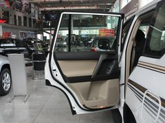 2010款 2.7L 自动 豪华版 7座