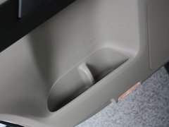 2010款 2.7L 自动 豪华版 7座