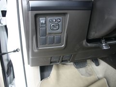 2010款 2.7L 自动 豪华版 7座
