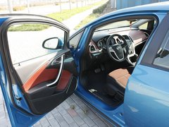 2010款 XT 1.6T 自动 新锐运动型