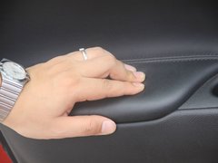 2010款 G25 2.5L 自动 豪华运动款