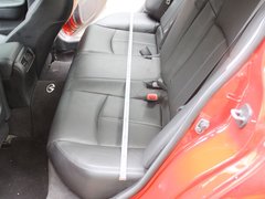 2010款 G25 2.5L 自动 豪华运动款