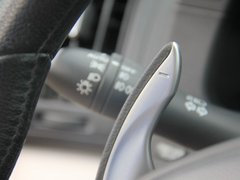 2010款 G25 2.5L 自动 豪华运动款