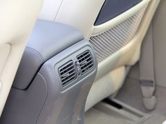 2010款 G25 2.5L 自动 豪华运动款