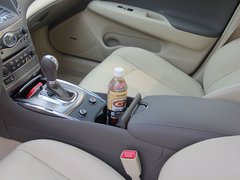 2010款 G25 2.5L 自动 豪华运动款