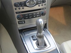 2010款 G25 2.5L 自动 豪华运动款