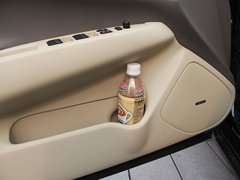 2010款 G25 2.5L 自动 豪华运动款