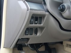 2010款 G25 2.5L 自动 豪华运动款