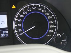 2010款 G25 2.5L 自动 豪华运动款