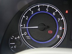 2010款 G25 2.5L 自动 豪华运动款