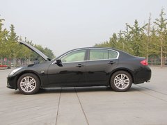 2010款 G25 2.5L 自动 豪华运动款