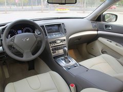 2010款 G25 2.5L 自动 豪华运动款