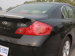 2010款 G25 2.5L 自动 豪华运动款