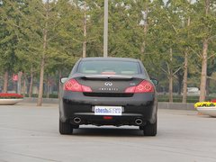 2010款 G25 2.5L 自动 豪华运动款