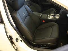 2010款 G37 3.7L 自动 Sedan
