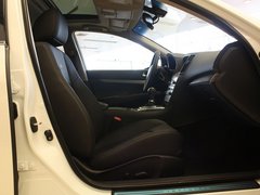 2010款 G37 3.7L 自动 Sedan