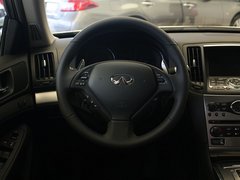 2010款 G37 3.7L 自动 Sedan