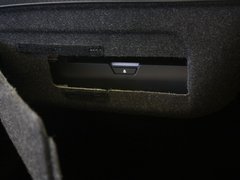 2010款 G37 3.7L 自动 Sedan