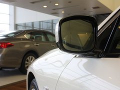 2010款 G37 3.7L 自动 Sedan