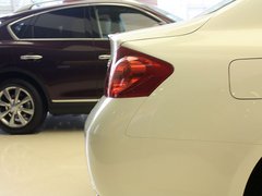 2010款 G37 3.7L 自动 Sedan