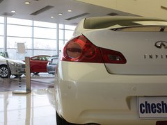 2010款 G37 3.7L 自动 Sedan