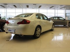 2010款 G37 3.7L 自动 Sedan