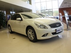 2010款 G37 3.7L 自动 Sedan