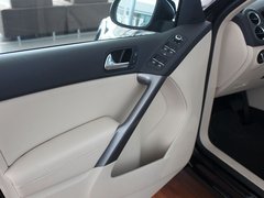 2010款 2.0TSI 自动 四驱旗舰版 5座