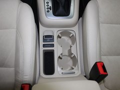 2010款 2.0TSI 自动 四驱旗舰版 5座