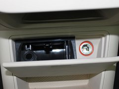 2010款 2.0TSI 自动 四驱旗舰版 5座