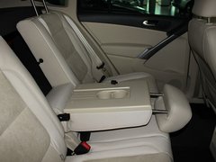 2010款 2.0TSI 自动 四驱旗舰版 5座
