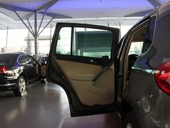 2010款 2.0TSI 自动 四驱旗舰版 5座