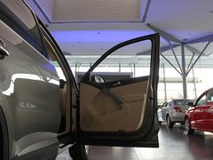 2010款 2.0TSI 自动 四驱旗舰版 5座
