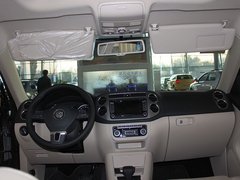 2010款 2.0TSI 自动 四驱旗舰版 5座