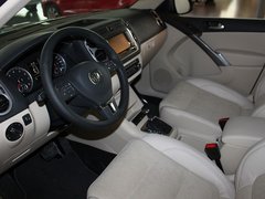 2010款 2.0TSI 自动 四驱旗舰版 5座