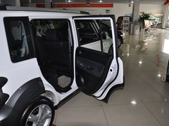 2010款 1.5L 手动 天窗版 5座