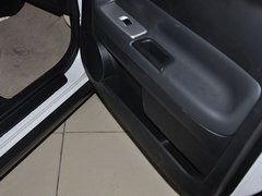2010款 1.5L 手动 天窗版 5座