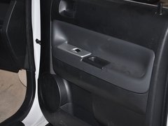 2010款 1.5L 手动 天窗版 5座
