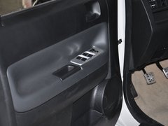 2010款 1.5L 手动 天窗版 5座