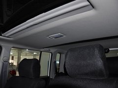 2010款 1.5L 手动 天窗版 5座