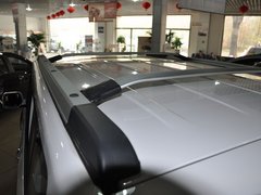 2010款 1.5L 手动 天窗版 5座