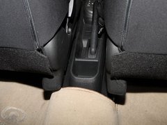 2010款 1.5L CVT 精英型 5座