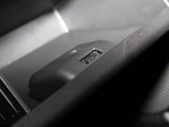 2010款 1.5L CVT 精英型 5座