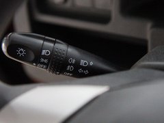2010款 1.5L CVT 精英型 5座