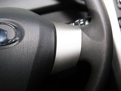 2010款 1.5L CVT 精英型 5座