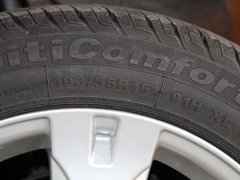 2010款 1.5L CVT 精英型 5座