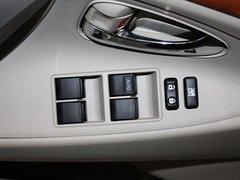 2010款 200G 2.0L AT Navi豪华导航版